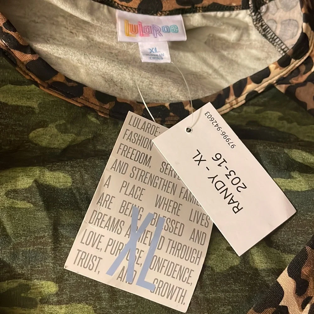 Lularoe Randy XL - Picture 2 of 2